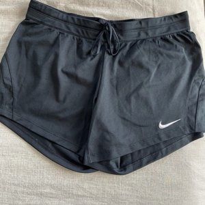 Nike Dri Fit Women's Size Medium Black Athletic